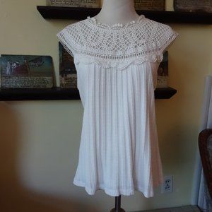 Meadow Rue Anthropologie Sleeveless Top w/ Delicate Crochet Yoke - Large